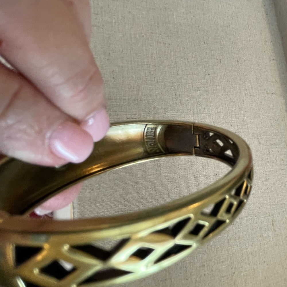 Heidi Daus Bangle - Picture 4 of 5